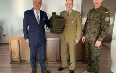 Przekazanie torby medycznej dla Związku Strzeleckiego &bdquo;Niepodległość&rdquo; 2