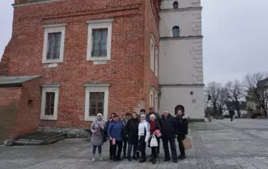 Wyjazd klubowicz&oacute;w i moderator&oacute;w DKK z Opatowca i Nowego Korczyna na konferencję w Sandomierzu  2