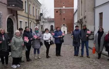 Wyjazd klubowicz&oacute;w i moderator&oacute;w DKK z Opatowca i Nowego Korczyna na konferencję w Sandomierzu  12