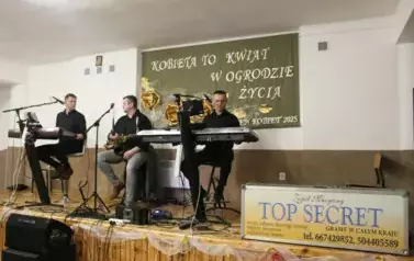 XVI Gminny Dzień Kobiet w Krzczonowie 219