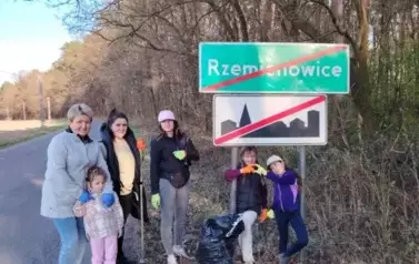 Sprzątanie świata w Gminie Opatowiec 2025 56
