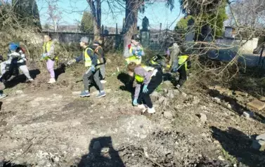 Sprzątanie świata w Gminie Opatowiec 2025 84