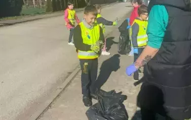 Sprzątanie świata w Gminie Opatowiec 2025 90
