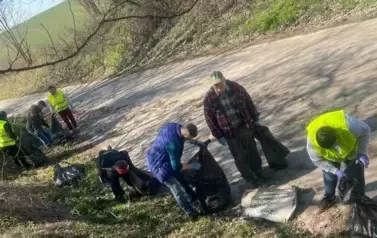 Sprzątanie świata w Gminie Opatowiec 2025 117