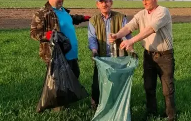 Sprzątanie świata w Gminie Opatowiec 2025 150