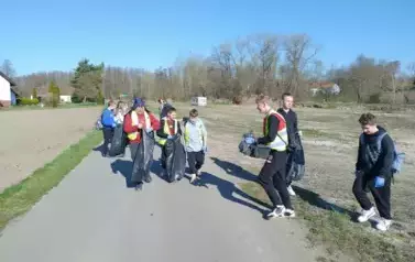 Sprzątanie świata w Gminie Opatowiec 2025 186