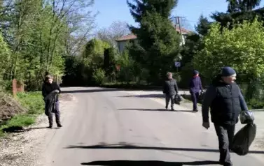 Sprzątanie świata w Gminie Opatowiec 2025 211