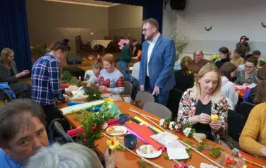 Międzypokoleniowe Warsztaty Wielkanocne w Opatowcu 13