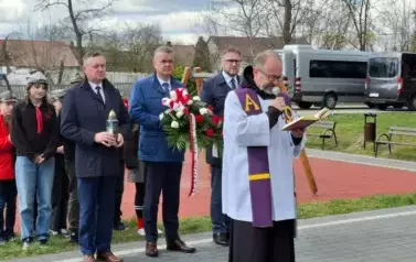 Dzień Pamięci Ofiar Zbrodni Katyńskiej Rocznica Katastrofy Smoleńskiej 9