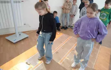 Spektakl teatralny &bdquo;Wyobraźnia czeka ukryta w bibliotekach&rdquo; w ramach Tygodnia Bibliotek 2