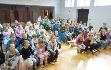 Spektakl teatralny &bdquo;Wyobraźnia czeka ukryta w bibliotekach&rdquo; w ramach Tygodnia Bibliotek 24