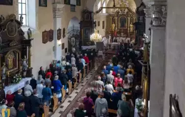 Andrzej Świerad &ndash; pierwszy polski święty powr&oacute;cił do rodzinnego Opatowca 100