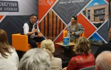 Klubowicze z Opatowca na I Świętokrzyskim Festiwalu Literackim &ndash;  spotkania, kt&oacute;re zostaną z nami na długo 15