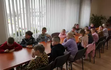 Ciekawe zajęcia w bibliotece realizowane w ramach programu &bdquo;Nasza Mała Biblioteka&rdquo; 26