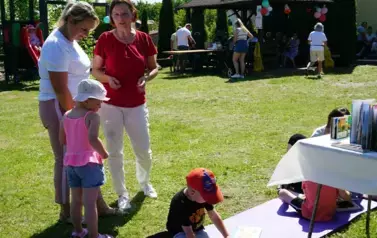 Radość, zabawa i książki &ndash; biblioteka na piknikach  13