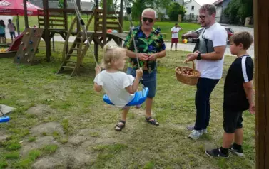 Radość, zabawa i książki &ndash; biblioteka na piknikach  46