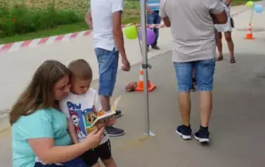 Radość, zabawa i książki &ndash; biblioteka na piknikach  65