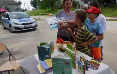Radość, zabawa i książki &ndash; biblioteka na piknikach  67