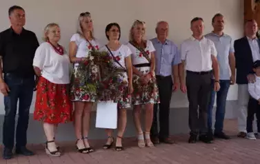 Wianki nad Wisłą w Opatowcu &ndash; barwna tradycja i święto jedności z naturą 90