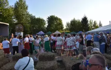 Aparat 1 - Dożynki Gminne w Kocinie - rolnicy podziękowali za plony 20