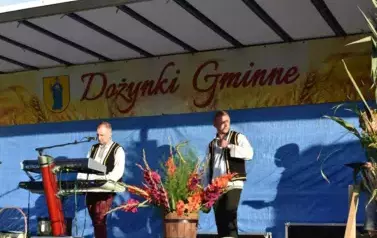 Aparat 1 - Dożynki Gminne w Kocinie - rolnicy podziękowali za plony 35
