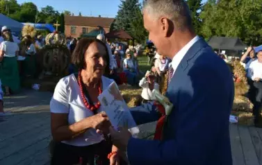 Aparat 1 - Dożynki Gminne w Kocinie - rolnicy podziękowali za plony 49