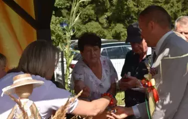Aparat 1 - Dożynki Gminne w Kocinie - rolnicy podziękowali za plony 95