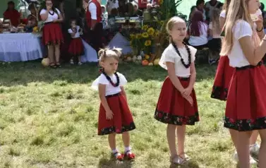 Aparat 1 - Dożynki Gminne w Kocinie - rolnicy podziękowali za plony 128