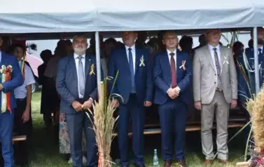 Aparat 1 - Dożynki Gminne w Kocinie - rolnicy podziękowali za plony 132