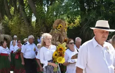 Aparat 1 - Dożynki Gminne w Kocinie - rolnicy podziękowali za plony 181