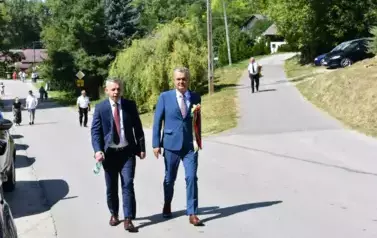 Aparat 1 - Dożynki Gminne w Kocinie - rolnicy podziękowali za plony 193