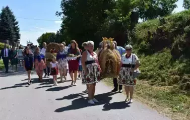 Aparat 1 - Dożynki Gminne w Kocinie - rolnicy podziękowali za plony 226