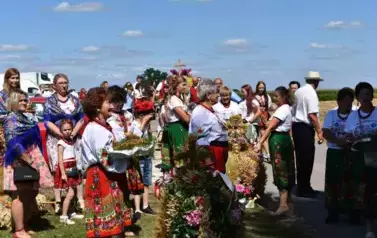 Aparat 1 - Dożynki Gminne w Kocinie - rolnicy podziękowali za plony 232