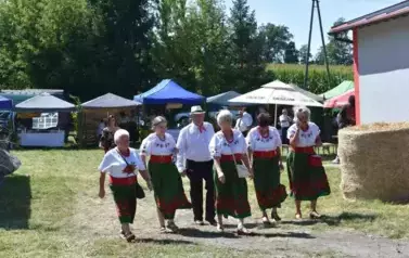 Aparat 1 - Dożynki Gminne w Kocinie - rolnicy podziękowali za plony 242
