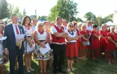 Aparat 2 - Dożynki Gminne w Kocinie - rolnicy podziękowali za plony 35