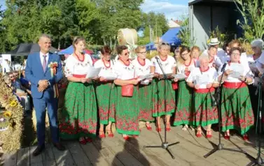 Aparat 2 - Dożynki Gminne w Kocinie - rolnicy podziękowali za plony 39