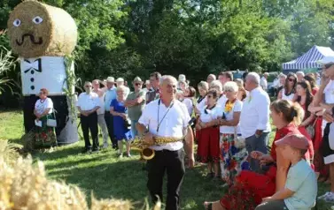 Aparat 2 - Dożynki Gminne w Kocinie - rolnicy podziękowali za plony 61