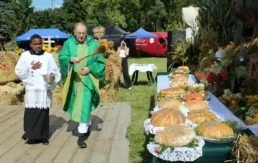 Aparat 2 - Dożynki Gminne w Kocinie - rolnicy podziękowali za plony 184