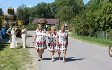 Aparat 2 - Dożynki Gminne w Kocinie - rolnicy podziękowali za plony 286