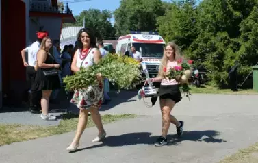 Aparat 2 - Dożynki Gminne w Kocinie - rolnicy podziękowali za plony 300