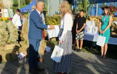 Aparat 3 - Dożynki Gminne w Kocinie - rolnicy podziękowali za plony 60