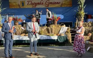 Aparat 3 - Dożynki Gminne w Kocinie - rolnicy podziękowali za plony 74