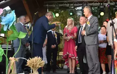 Dożynki Gminno-Powiatowe w Czarnocinie 3