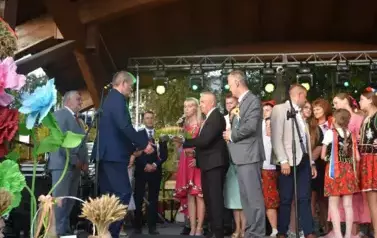 Dożynki Gminno-Powiatowe w Czarnocinie 4