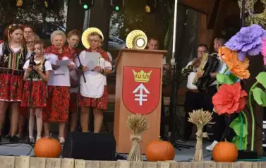 Dożynki Gminno-Powiatowe w Czarnocinie 7