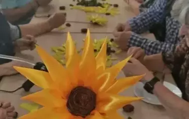 Wizyta senior&oacute;w ze Skalbmierza w Klubie Seniora w Kocinie 24