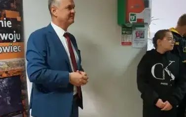 Bezpieczna Gmina Opatowiec &ndash; AED i pierwsza pomoc dla każdego Zakończenie projektu, szkolenia i uroczysty montaż defibrylatora 8