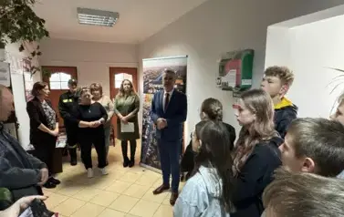 Bezpieczna Gmina Opatowiec &ndash; AED i pierwsza pomoc dla każdego Zakończenie projektu, szkolenia i uroczysty montaż defibrylatora 13