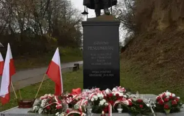 Uroczyste obchody Narodowego Święta Niepodległości w Opatowcu 3