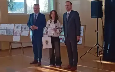 Uroczyste spotkanie podsumowujące konkurs profilaktyczny pn. &bdquo;Rodzina wolna od przemocy &ndash; przyszłość bez uzależnień&rdquo;  oraz wręczenie medali &bdquo;Za Długoletnią Służbę&rdquo;.  9